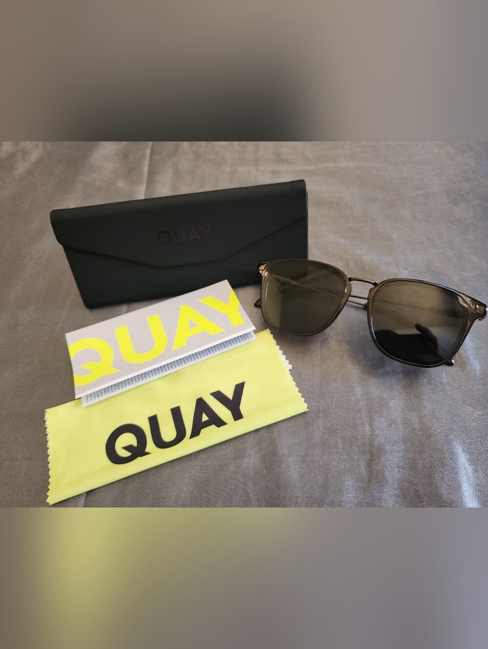 Quay AUSTRALIA Sunglasses Black Frame/Black Glasses- NEW IN CASE.